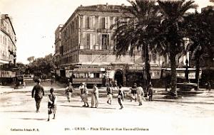 2940- Oran - Place Kleber et Rue Haute d'Orleans